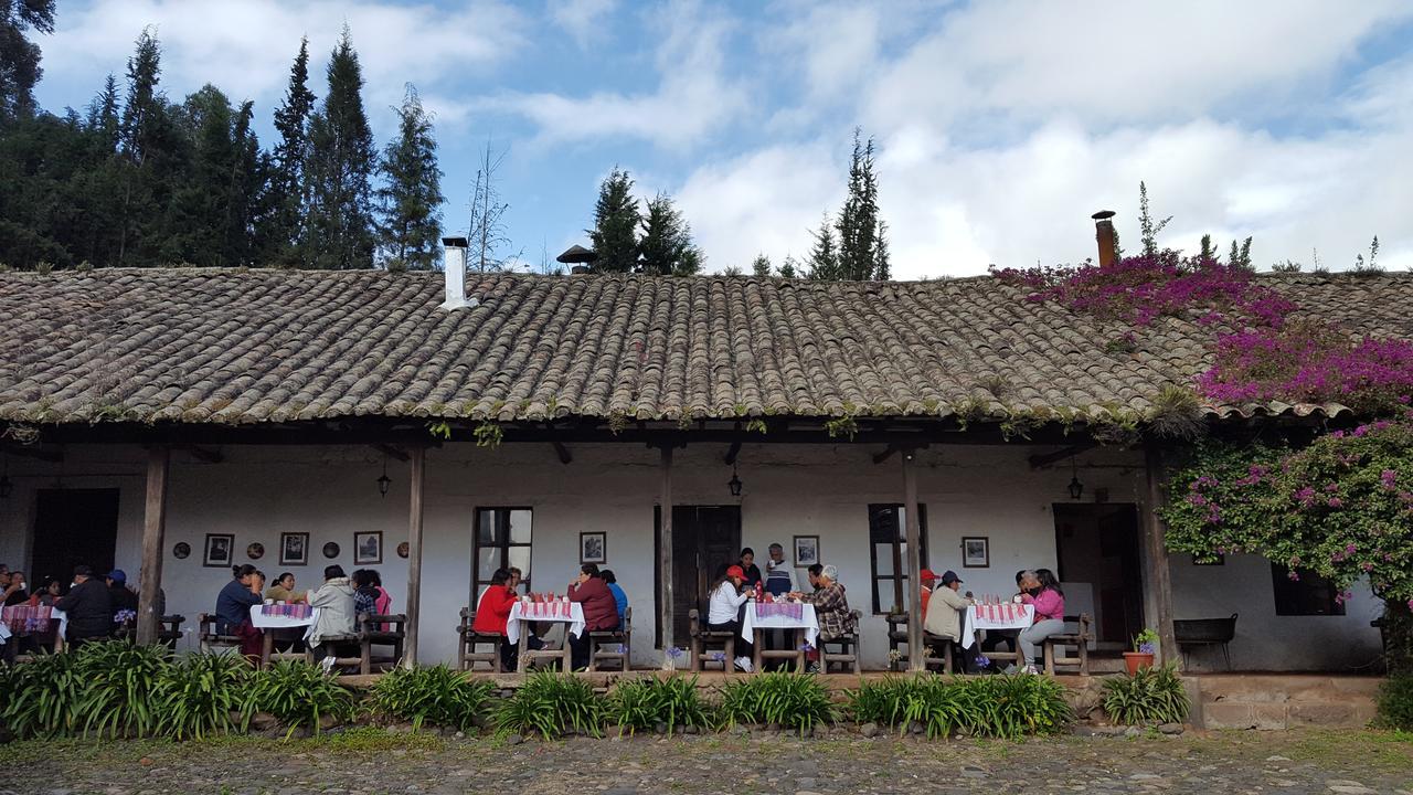 Hacienda Guachalá Hotel Cayambe Exterior foto